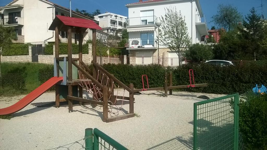 Olivera Apartments Pula Buitenkant foto