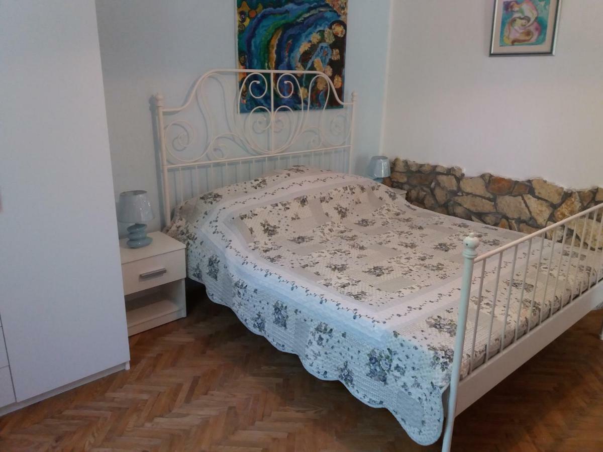 Olivera Apartments Pula Buitenkant foto